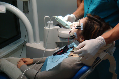 Universal Dent Clinics