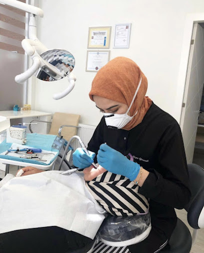 Diş Hekimi Büşra Gürocak Sunbat