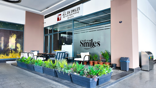 AllOnSmiles Dental Implants | Hollywood Smile in Izmir, Turkey 7/24 — 3