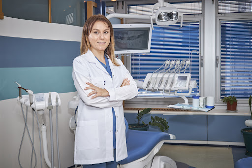 Konak Diş Kliniği | Dentist in Izmir | Dental Treatment in Turkey | Veeners in Turkey | Dentist in Turkey — 4
