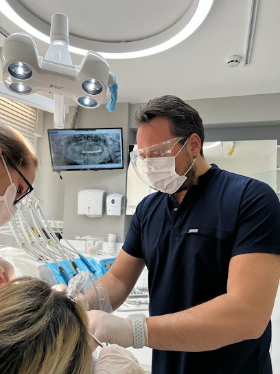 Dentists Murat OCAKOĞLU