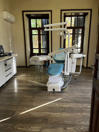 Estetica Köşk - Özel Estetik 4 Ağız ve Diş Sağlığı Polikliniği — 3