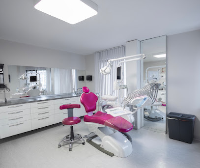 Özge Sancaktar Dental Clinic,OzgeSancaktar Dental Clinic