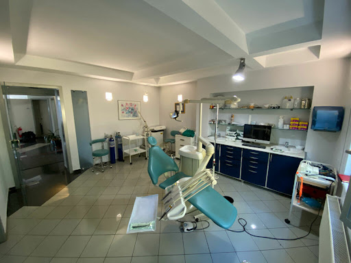 Özel Ankyra Diş Tedavi Merkezi,Ankyra Dental Ağız ve Diş Sağlığı Polikliniği — 3