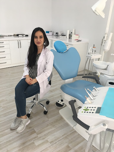 Diş Hekimi Tuğçe ÖZKAN - Elmalı Dent Diş Polikliniği — 3