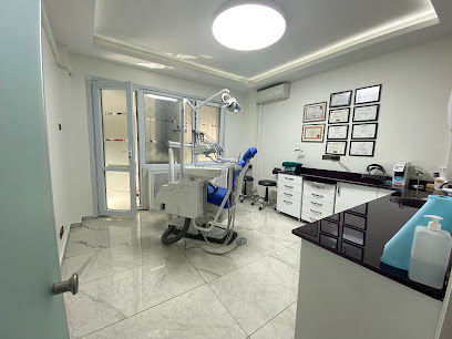 Diş Hekimi Hikmet Gamsız Işık