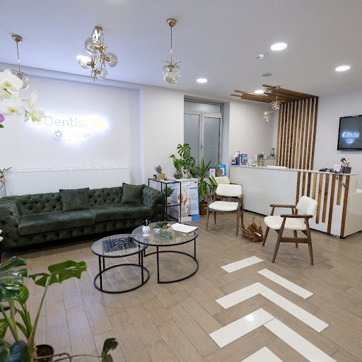 DentisLife Ağız ve Diş Sağlığı Polikliniği ® | Çankaya, Ankara — 4