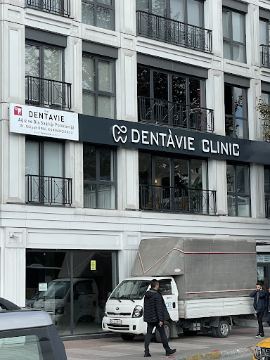 İstanbul Dental Clinic Turkey | Dentist | İmplant | Crowns | Veneers — 4