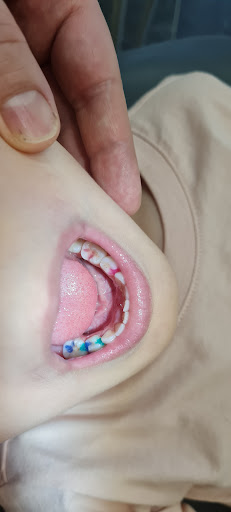 Dental Clinic Academy Ağız ve Diş Sağlığı Polikliniği — 4