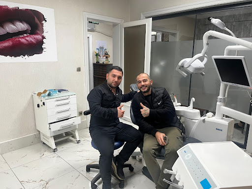 34 Dental Smile — 3