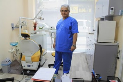 Diş Hekimi Esin ÇAKIR
