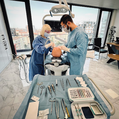Dr. Dt. Hakan BAYINDIR