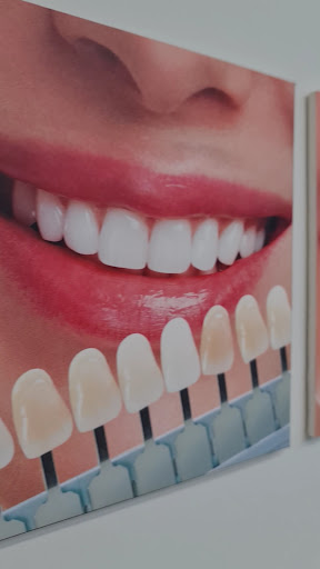 Dentist AHMET ALİVİ/Dental Clinic/طبيب أسنان عربي — 3
