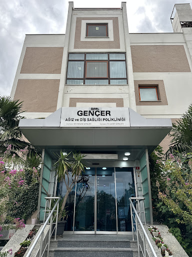 Gençer Ağız Ve Diş Sağlığı Polikliniği — 3