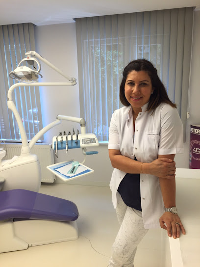 Dentplus - Uzm.Dr.Dt. Deniz Noyun Periodontoloji İmplantoloji Bursa Dişeti Hastalıkları Uzmanı