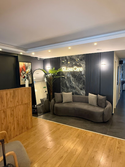 LUXECARE DİŞ KLİNİĞİ