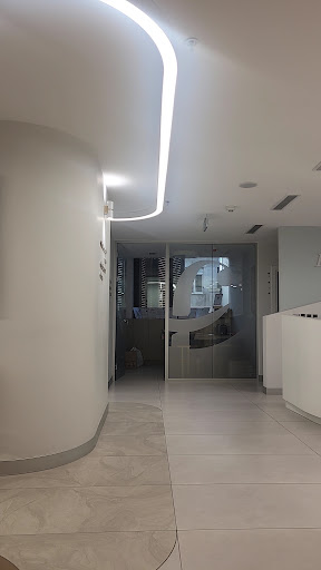 Dr Feras Clinics — 3