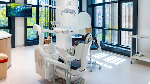 Dr Feras Clinics — 4