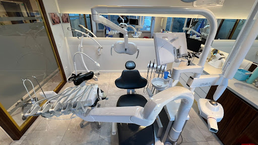 Dental İmplants Turkey İstanbul Clinic | Best Dental Clinic in Turkey | Best Dentist İstanbul | Turkey Teeth — 3