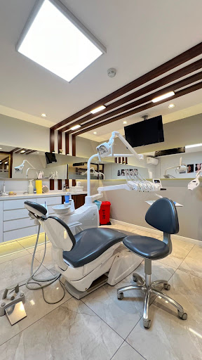 Dental İmplants Turkey İstanbul Clinic | Best Dental Clinic in Turkey | Best Dentist İstanbul | Turkey Teeth — 4