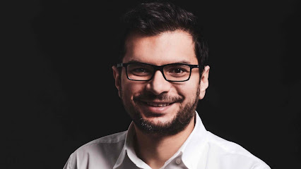 Uzm. Dt. Ahmet Yaşar, Bursa Ortodonti Uzmanı