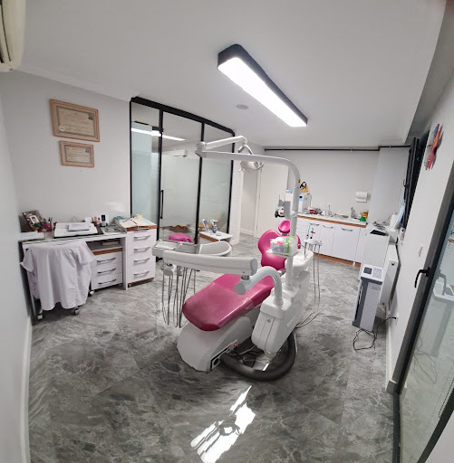 Diş Hekimi Z. Selin Gürler (Saraçoğlu) — 3