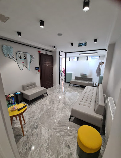 Diş Hekimi Z. Selin Gürler (Saraçoğlu) — 4