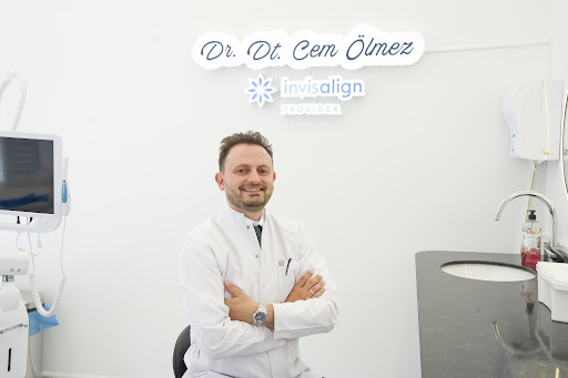Ortodontist Cem Ölmez — 2