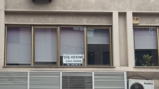 Diş Hekimi Çetin Danış