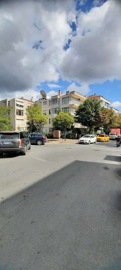 Mehmet Murat Azak Diş Hekimi