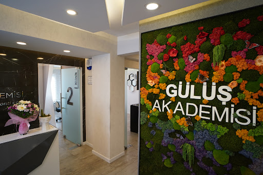 Eskişehir Gülüş Akademisi Ağız ve Diş Sağlığı Polikliniği — 4