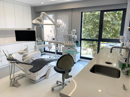 İnvisalign Turkey İstanbul Clinic - Clear Aligners Turkey - İnvisalign İstanbul Clinic — 3