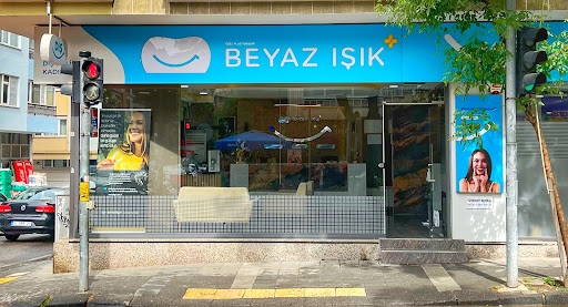 Kadıköy Diş Kliniği 2 Kıta - Ağız ve Diş Sağlığı Polikliniği — 2
