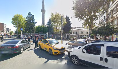 Diş Hekimi Aynur Ubeydullah