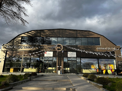 BC Diş Kliniği - Ortodonti, Çocuk Diş Doktoru, Diş Eti Hastalıkları Uzmanı- Diş İmplantı — 2