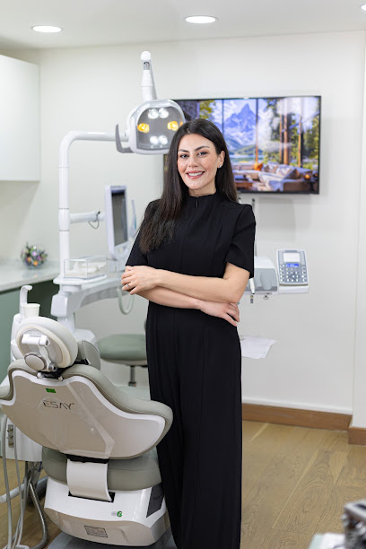 Diş Hekimi Ayşe Hazal
