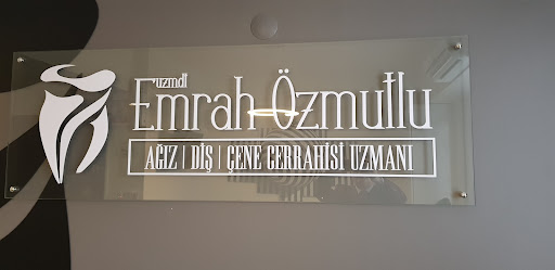 Uzman Diş Hekimi Emrah Özmutlu | Çene Cerrahisi ve İmplant Kliniği |,Uzman Diş Hekimi Emrah Özmutlu — 3