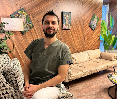 Uzm. Dt. Emir YILMAZ - Endodonti Uzmanı - Bursa