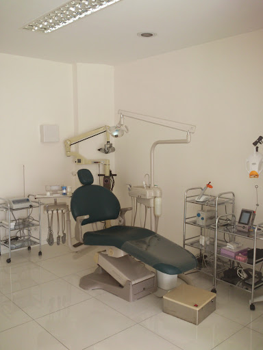 Diş Hekimi A. Fuat Bayraktaroğlu — 4