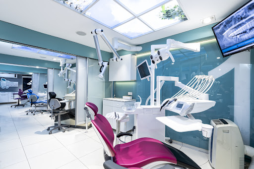 Kadıköy Dayıoğlu Diş Polikliniği / Tandarts Reis Turkije,Kadikoy Dayıoğlu Dental Clinic — 4