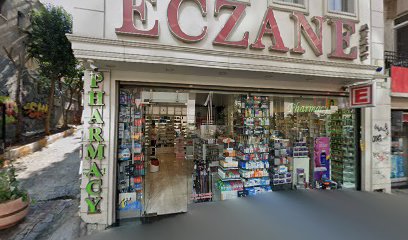 Diş Hekimi Hikmet Ozden