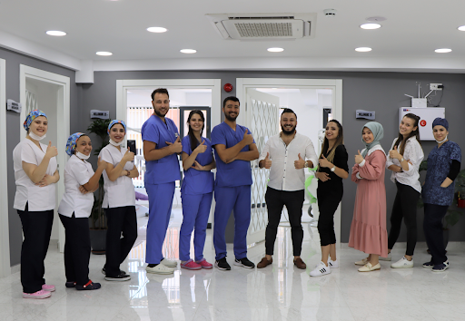 Yeşilyurt Dental - Bozyaka Şubesi | Diş doktoru bozyaka, İmplant İzmir, Zirkonyum İzmir — 2