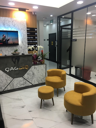 Özel Çağdiş Ağız ve Diş Sağlığı Polikliniği Endodonti ve Diş Estetiği — 4