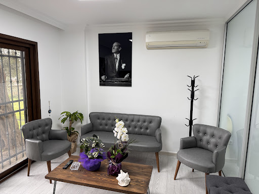 Diş Hekimi Umutcan Yamakoğlu — 3